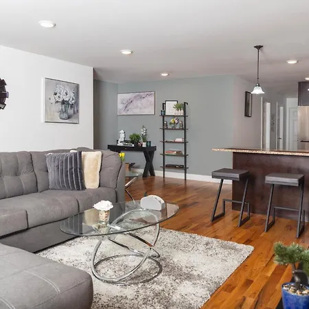 Stylish & Family Friendly 3 Bedroom - 8 Mins To Ewr